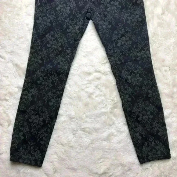 Free People Skinny Jeans Black & Grey Floral  Sz 27 - Picture 12 of 16